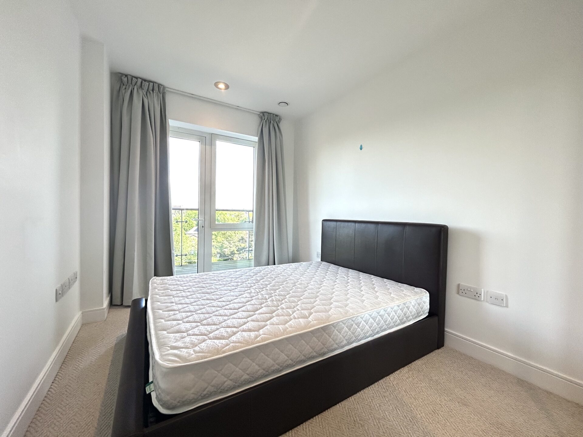 2nd bedroom 1
