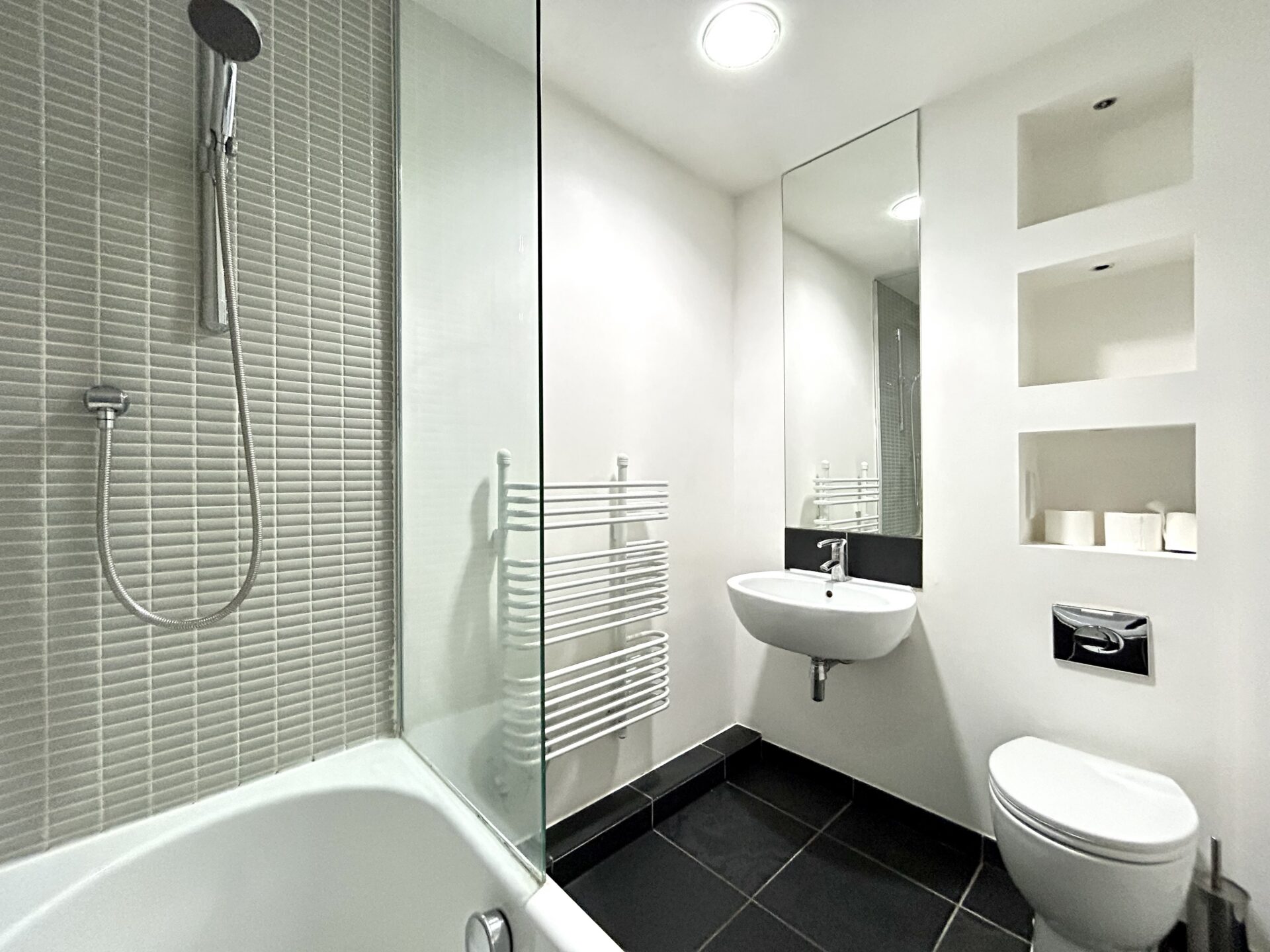 2nd bathroom